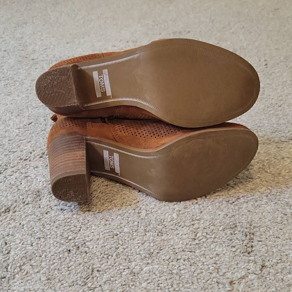 TOMS Ankle Booties Lunata Brown Suede Perforated Booties Size 7.5 - Picture 7 of 7